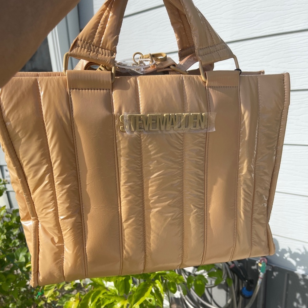 STEVE MADDEN Camel Blilian Puffer Tote - Picture 4 of 12